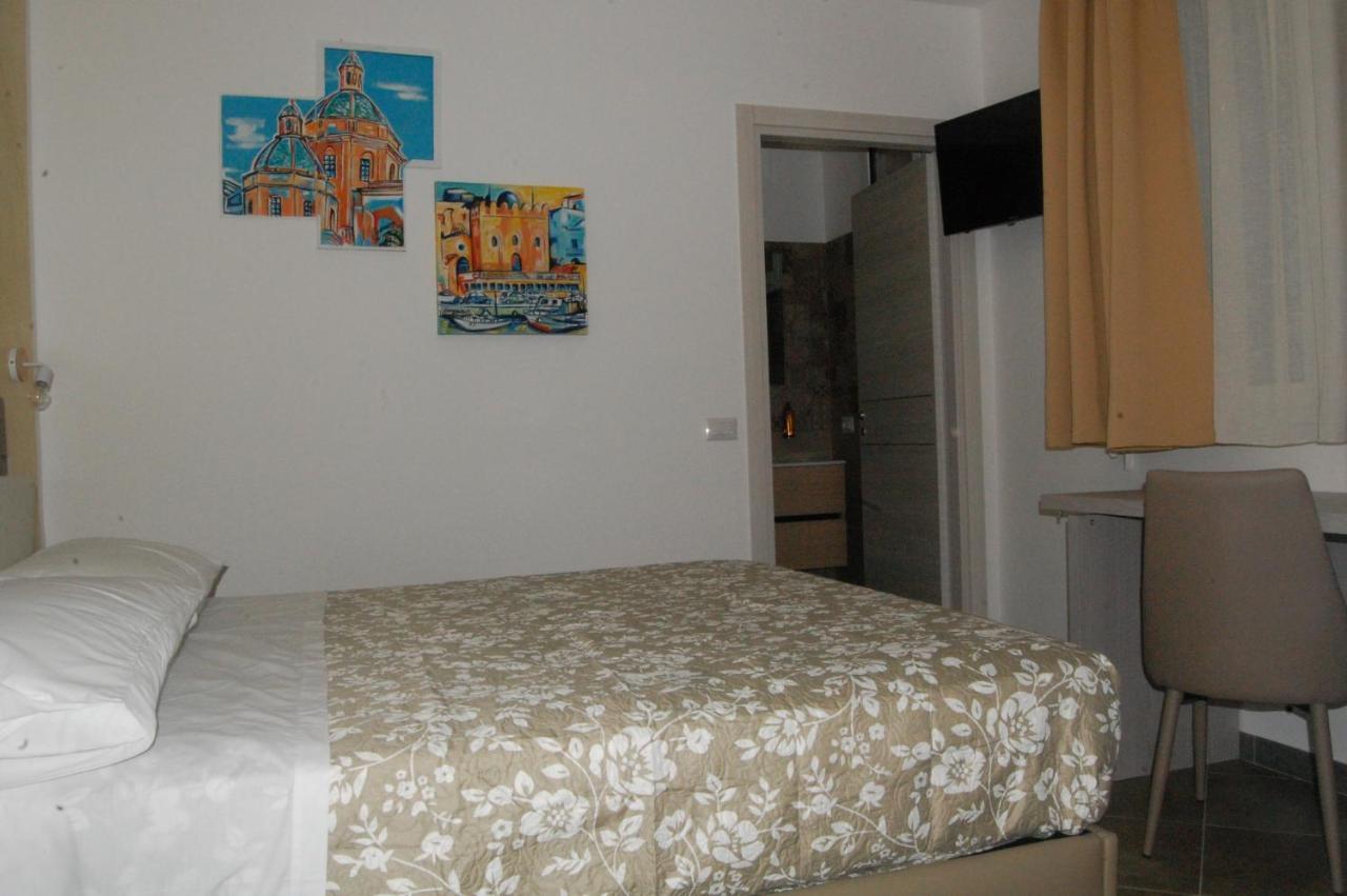 Nastanza D'Arte Hotel Mazara del Vallo Buitenkant foto